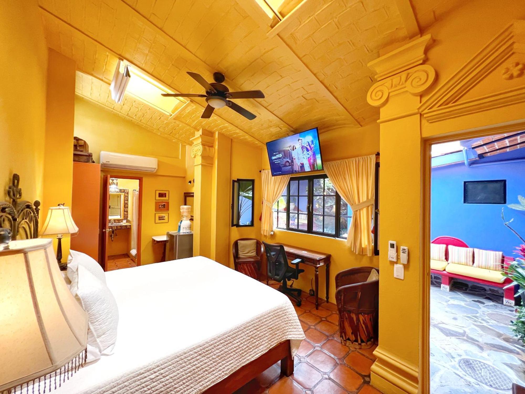 Estrellita'S Bed & Breakfast Ajijic Bagian luar foto