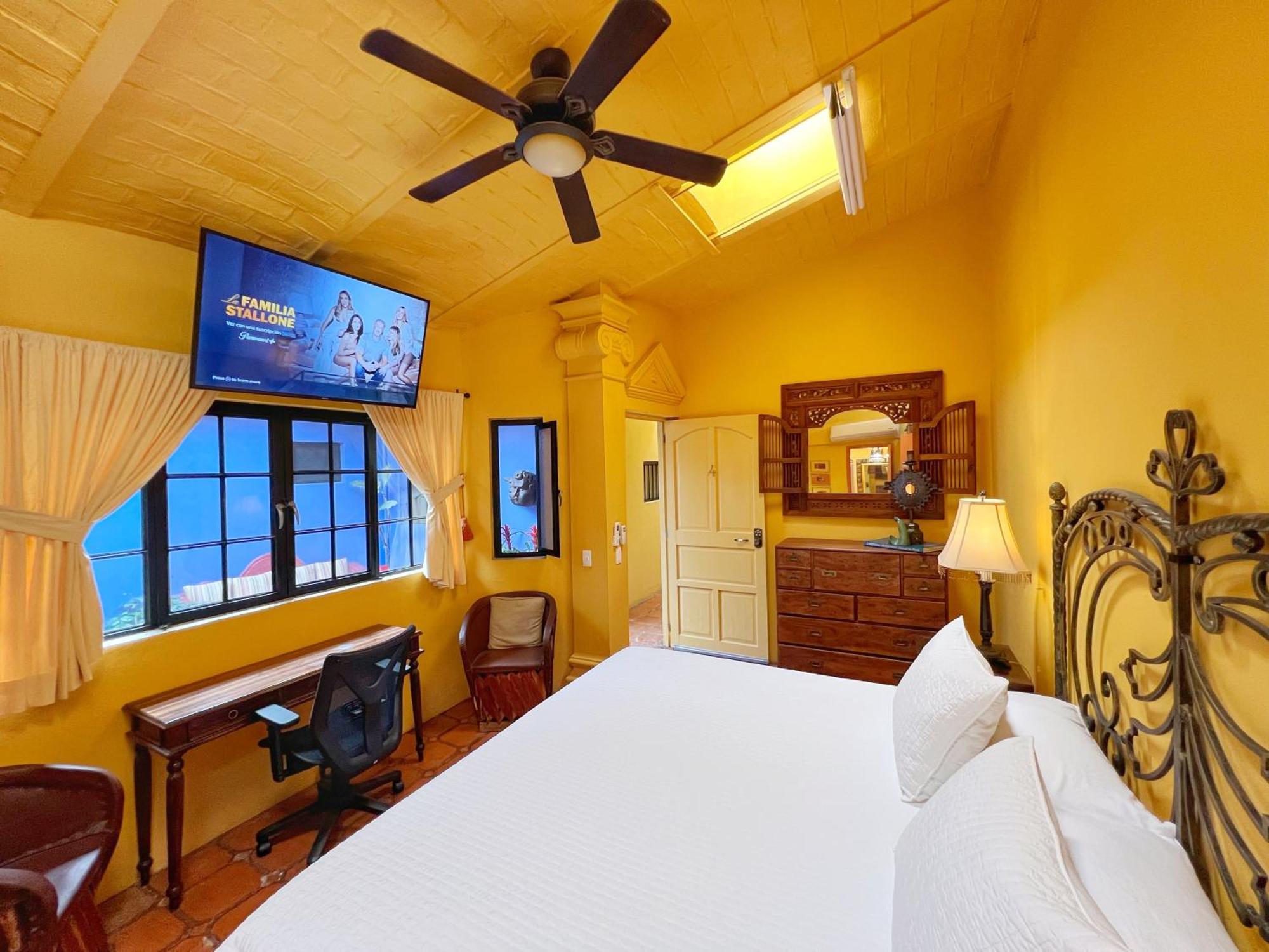 Estrellita'S Bed & Breakfast Ajijic Bagian luar foto