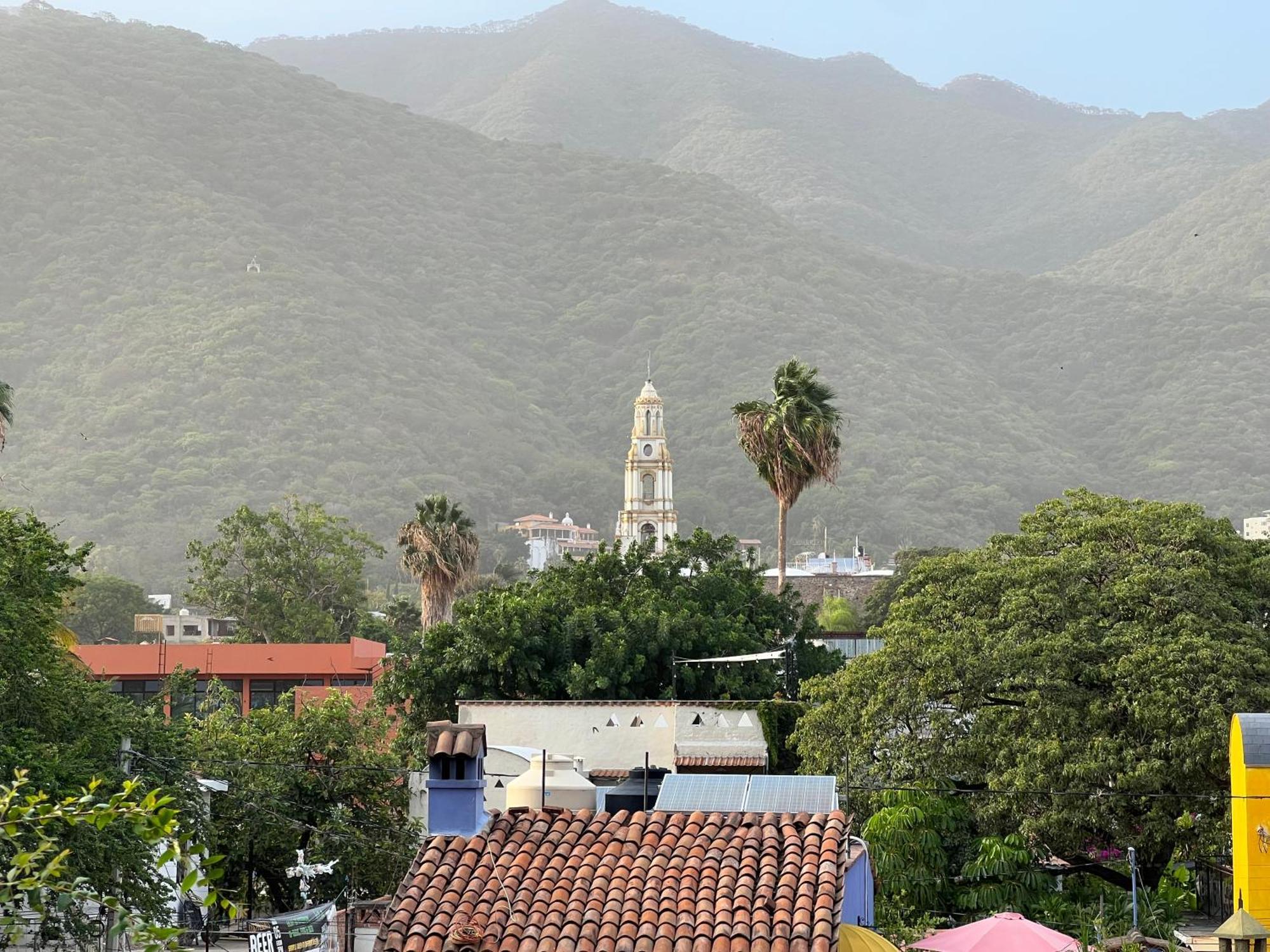 Estrellita'S Bed & Breakfast Ajijic Bagian luar foto