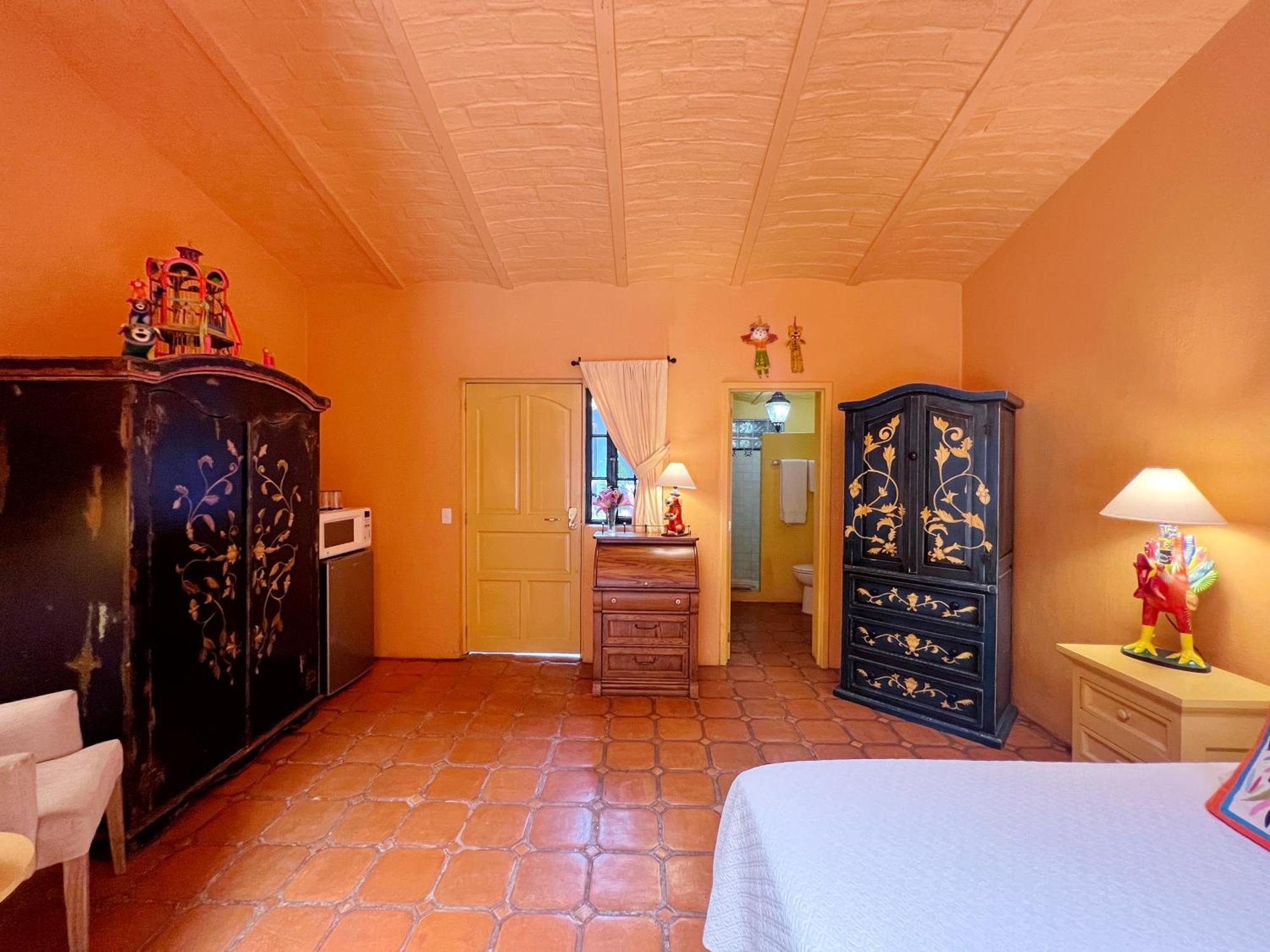 Estrellita'S Bed & Breakfast Ajijic Bagian luar foto
