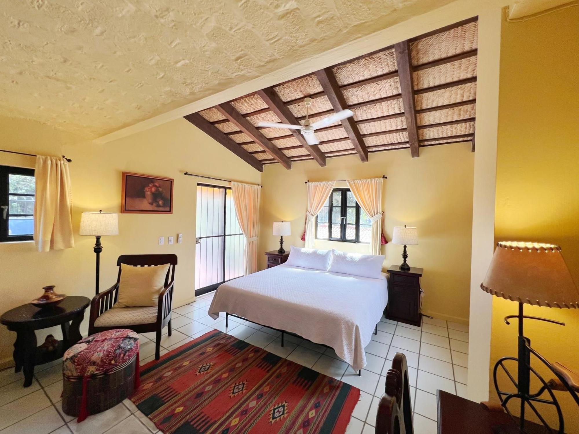 Estrellita'S Bed & Breakfast Ajijic Bagian luar foto